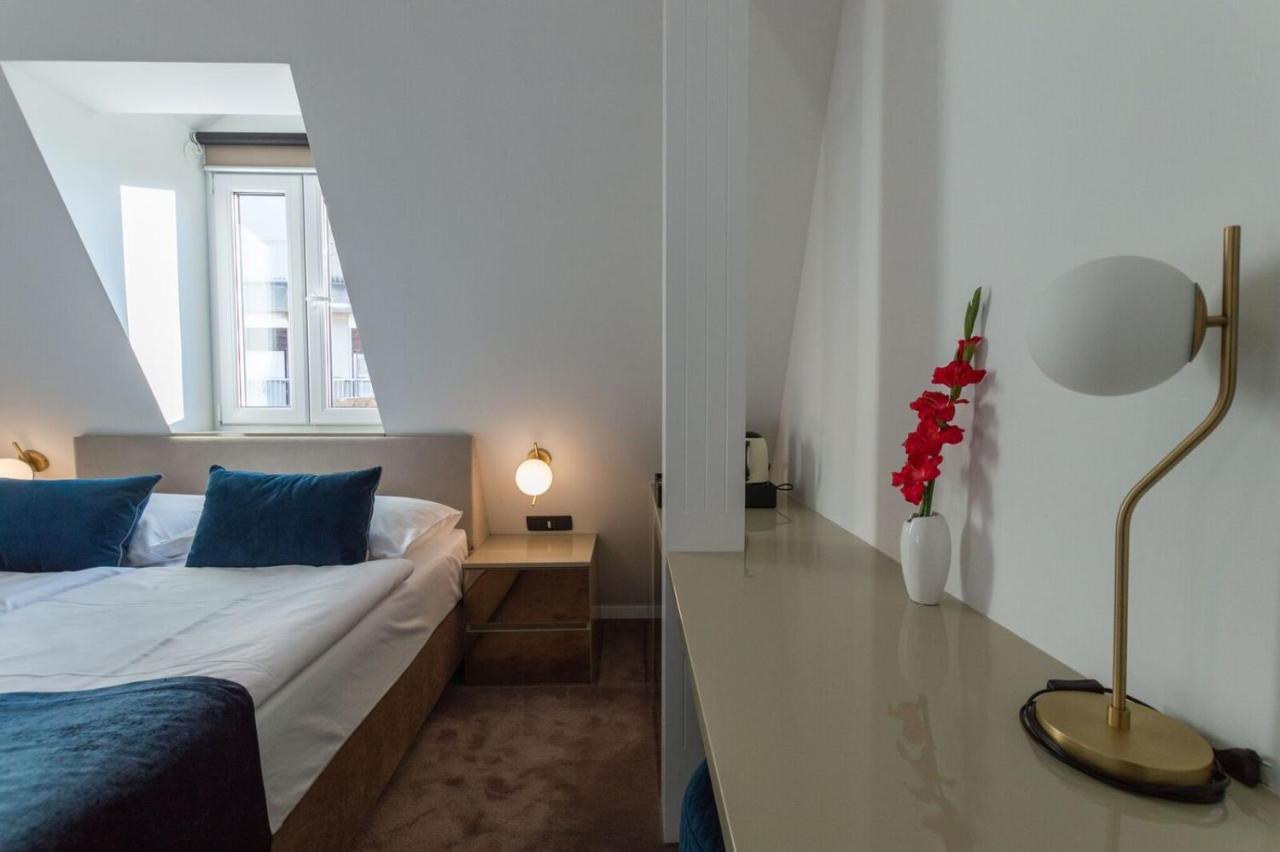 Flos Luxury Rooms سبليت المظهر الخارجي الصورة