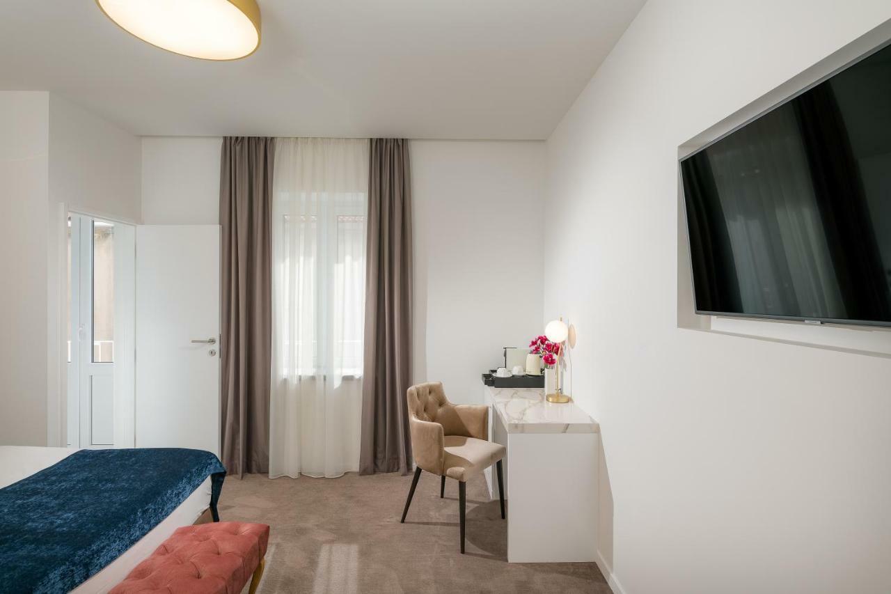 Flos Luxury Rooms سبليت المظهر الخارجي الصورة